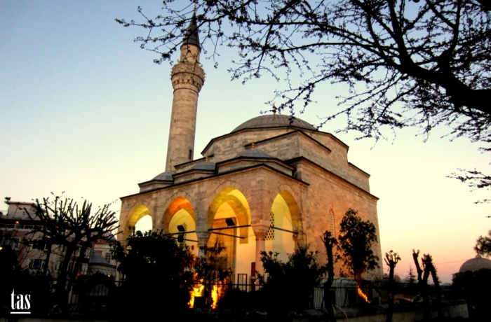 Divanyolu Firuz Ağa Camii